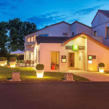 Hotel Ibis Styles Cholet Exterior foto