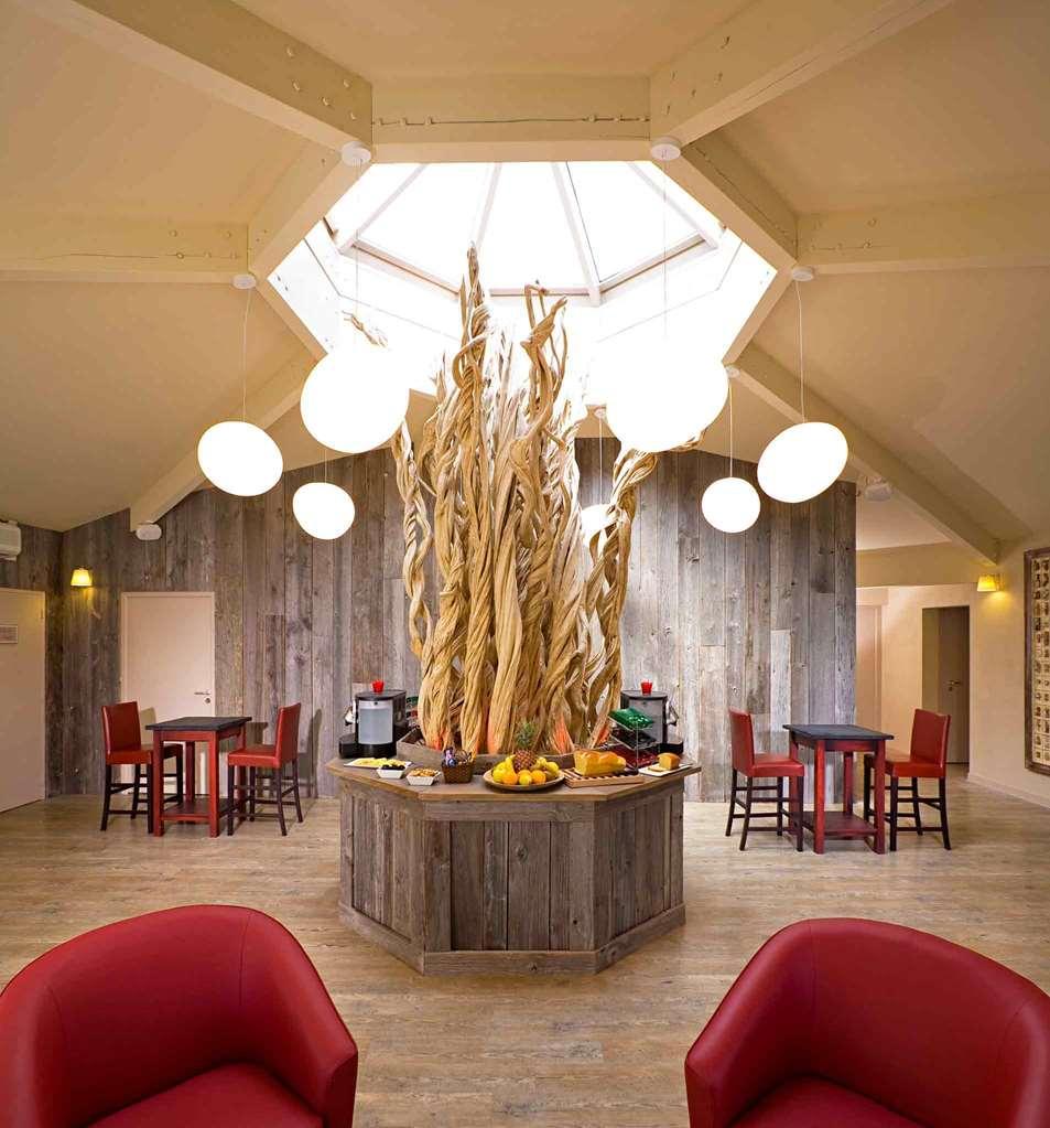 Hotel Ibis Styles Cholet Interior foto