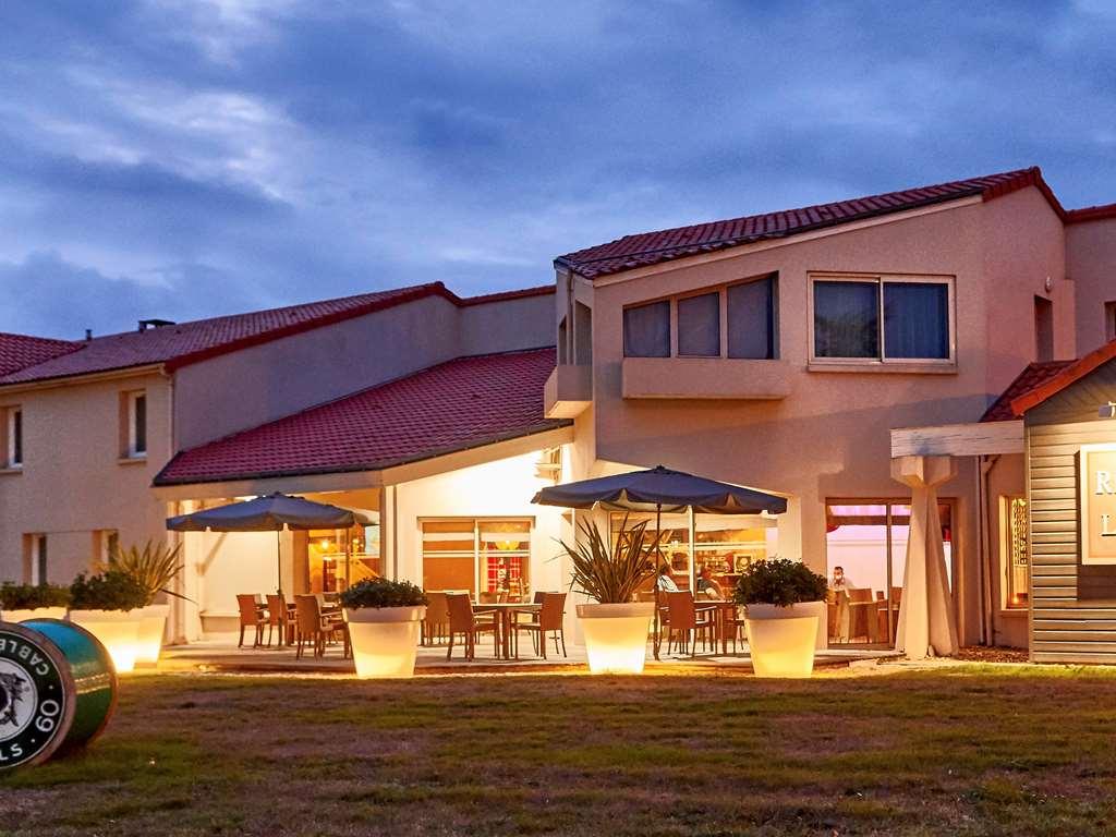 Hotel Ibis Styles Cholet Exterior foto