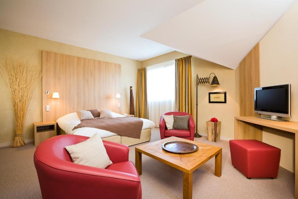 Hotel Ibis Styles Cholet Zimmer foto