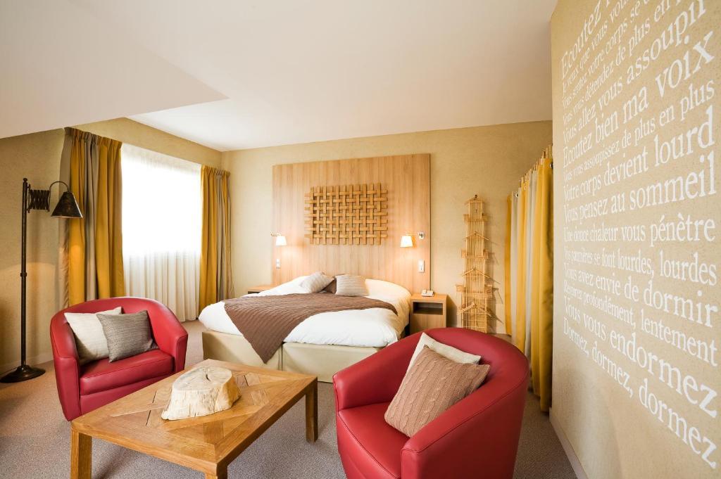 Hotel Ibis Styles Cholet Zimmer foto